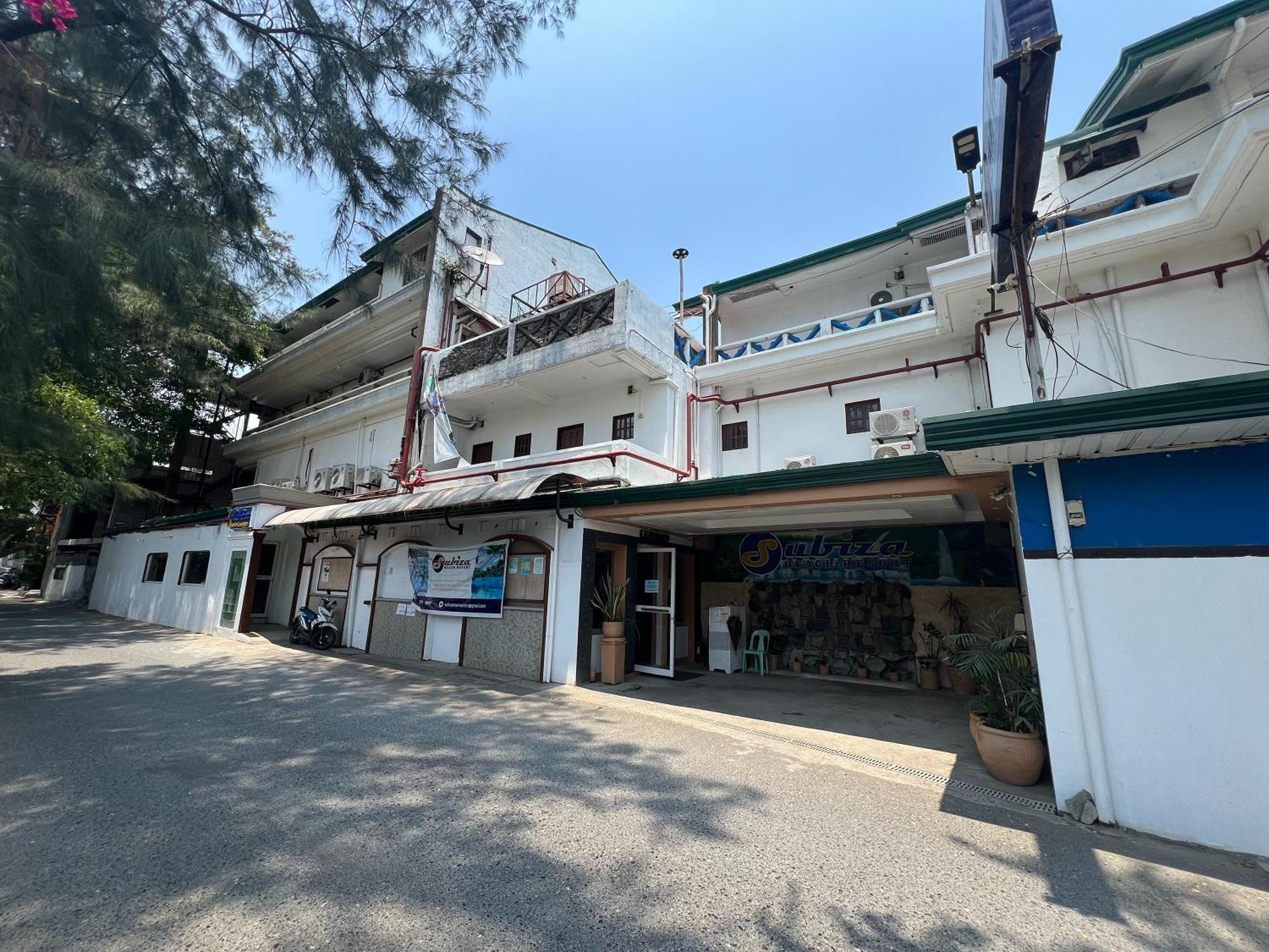 奥隆阿波苏比扎酒店 外观 照片